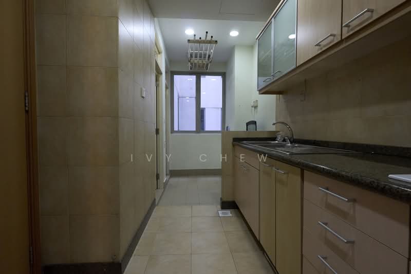 The Tessarina, 22 Wilby Road, 3 Bedrooms, 1,324 sqft, Condominium For Rent, by Ivy Chew, 20076127 - Kitchen - PropertyGuru.com.sg