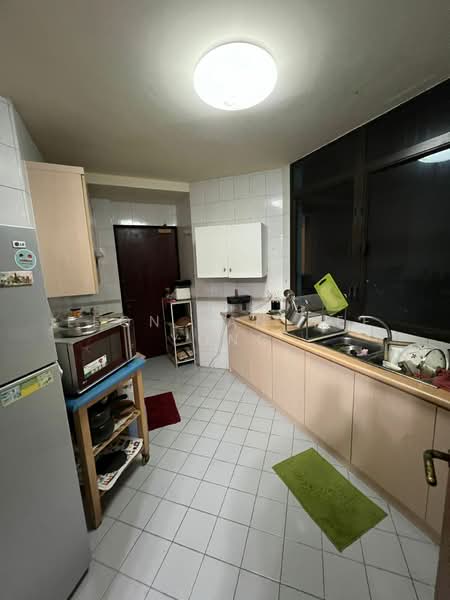 Parc Oasis, 53 Jurong East Avenue 1, 3 Bedrooms, 1,378 sqft, Condominium For Rent, by Leon Tan Hee Yong, 20091631 - PropertyGuru.com.sg