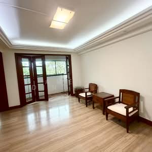 For Rent - 892B Woodlands Drive 50