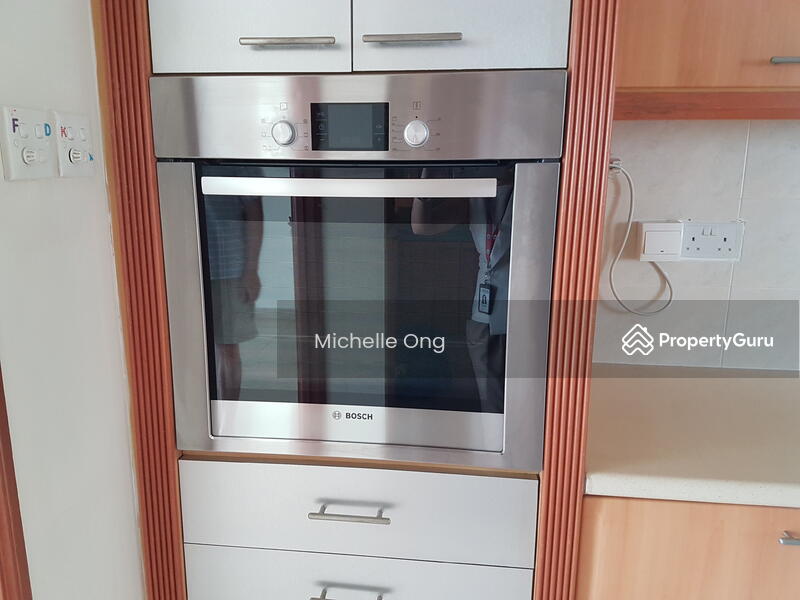 Oven