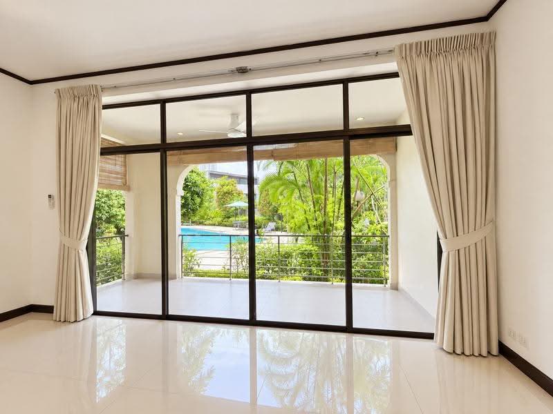 Espana, 12 Dyson Road, Newton / Novena, 3 Bedrooms, 2,712 sqft, Apartment For Rent, by FiFi Ng, 20102277 - Balcony - PropertyGuru.com.sg