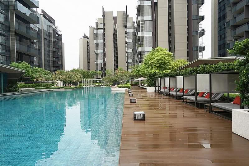 5 star resort style swimming pool
