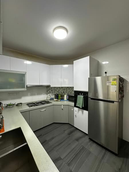 Mandarin Gardens, 5 Siglap Road, 3 Bedrooms, 1,528 sqft, Condominium For Rent, by Richie Mui, 20107333 - Kitchen - PropertyGuru.com.sg