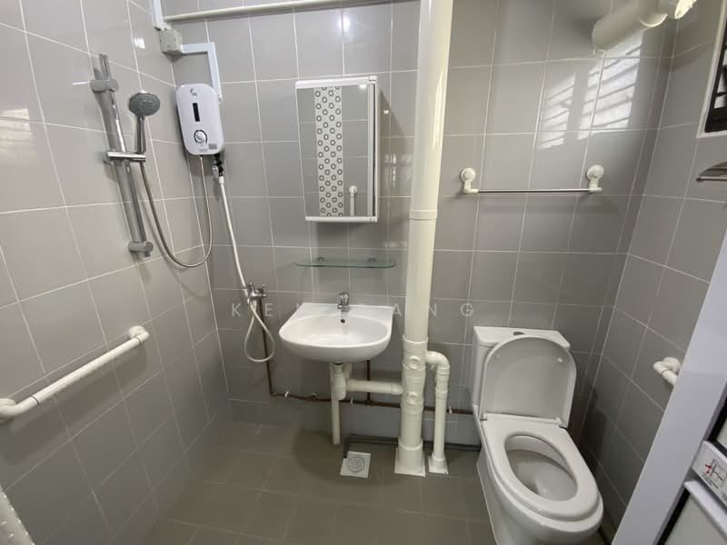 710 Ang Mo Kio Avenue 8, 710 Ang Mo Kio Avenue 8, 3 Bedrooms, 1,259 sqft, HDB Flat For Rent, by Ken Pang, 20112577 - PropertyGuru.com.sg