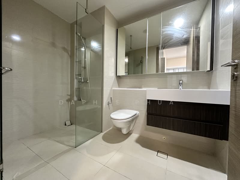 The Palette, 117 Pasir Ris Grove, 3 Bedrooms, 892 sqft, Condominium For Rent, by Daphne Phua, 20115517 - LUXURIOUSLY SPACED AND METICULOUSLY DESIGNED, FITTED WITH DESIGNER BRANDS FOR YOUR INDULGENCE! - PropertyGuru.com.sg