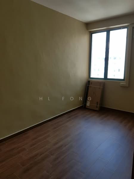 Wing Fong Court, 10 Lorong 14 Geylang, 4 Bedrooms, 1,066 sqft, Condominium For Rent, by Greg Fong, 20118220 - PropertyGuru.com.sg