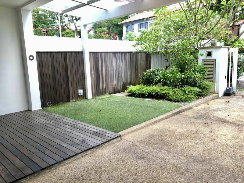 For Rent - Chic renovated terrace Jalan Adat