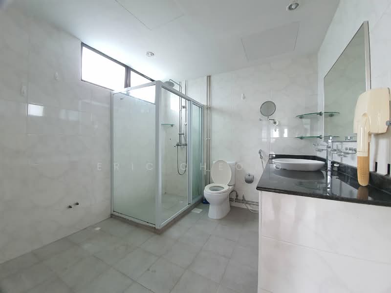 Fernwood Towers, 26 Fernwood Terrace, 3 Bedrooms, 1,636 sqft, Condominium For Rent, by Eric Cheong, 20121012 - PropertyGuru.com.sg