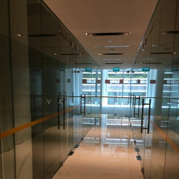 Oxley Tower, Robinson Road Singapore, Chinatown / Tanjong Pagar, 194 sqft, Mall Shop For Sale, by Val Chua, 20125648 - CommercialGuru.com.sg