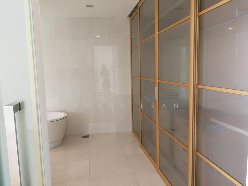 Master Suite Bathroom