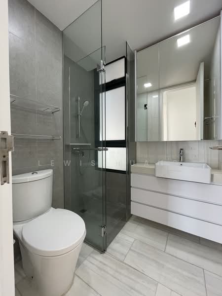 Rivergate, 99 Robertson Quay, 2 Bedrooms, 1,034 sqft, Apartment For Rent, by Lewis Huang, 20147921 - PropertyGuru.com.sg