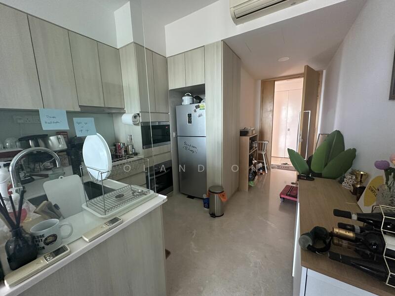 For Rent - Thomson Three