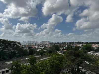 For Rent - Thomson Three