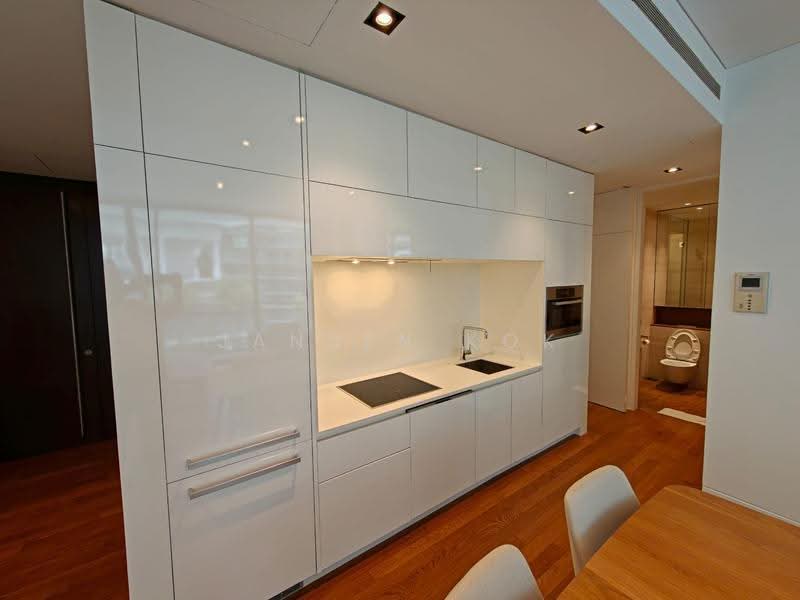 Hilltops, 99 Cairnhill Circle, Orchard / River Valley, 2 Bedrooms, 807 sqft, Condominium For Rent, by Jansen Kok, 20155378 - Kitchen - PropertyGuru.com.sg
