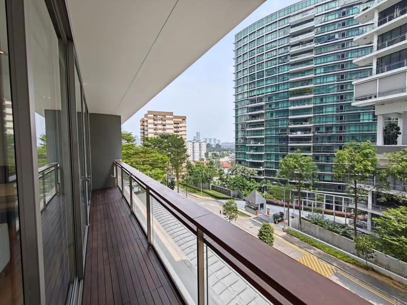 Hilltops, 99 Cairnhill Circle, Orchard / River Valley, 2 Bedrooms, 807 sqft, Condominium For Rent, by Jansen Kok, 20155378 - Balcony - PropertyGuru.com.sg