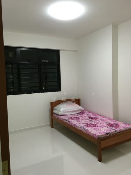 809B Choa Chu Kang Avenue 1, 809B Choa Chu Kang Avenue 1, Room Rental, 150 sqft, HDB Flat For Rent, by Serene Tian, 20159437 - PropertyGuru.com.sg