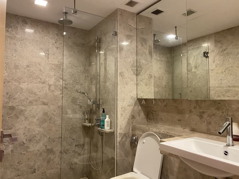 One Shenton, 1 Shenton Way, 2 Bedrooms, 1,130 sqft, Condominium For Rent, by Emi Chai, 20160362 - PropertyGuru.com.sg