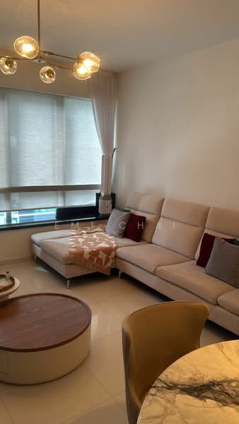 One Shenton, 1 Shenton Way, 2 Bedrooms, 1,130 sqft, Condominium For Rent, by Emi Chai, 20160362 - PropertyGuru.com.sg