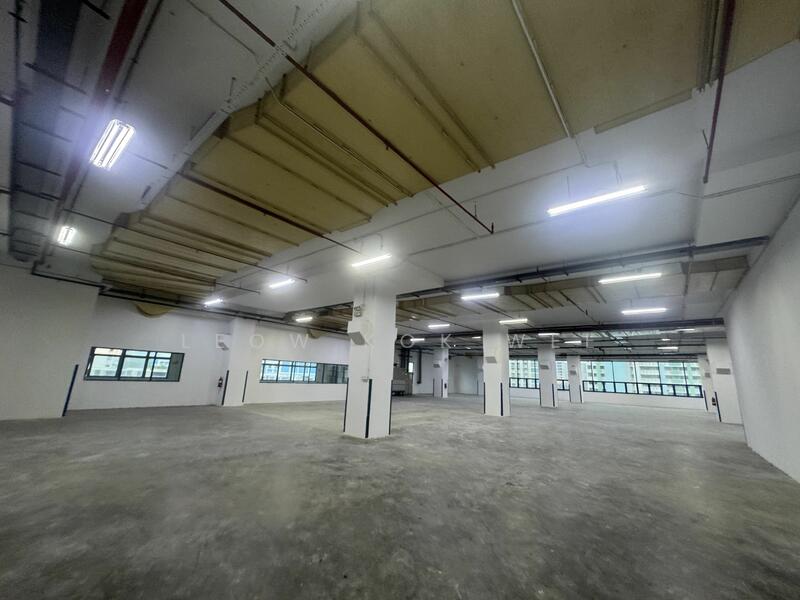 6m high warehouse 12 loading bays with dock levellers, Serangoon north, 18,000 sqft, Light Industrial (B1) For Rent, by Leow Kok Wee, 20172398 - CommercialGuru.com.sg