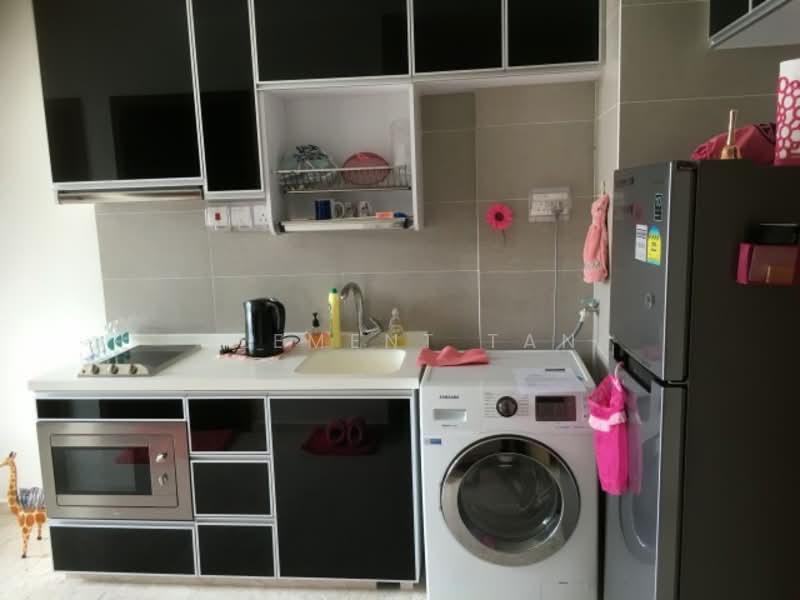 Cardiff Residence, 103 Cardiff Grove, 1 Bedroom, 419 sqft, Condominium For Sale, by Clement Tan, 20173489 - Kitchen - PropertyGuru.com.sg