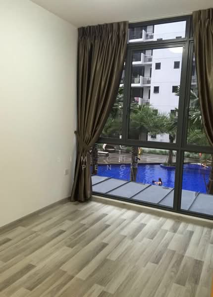 La Fiesta, 58 Sengkang Square, 3 Bedrooms, 840 sqft, Condominium For Rent, by Sim Chee Peng, 20175434 - Master room - PropertyGuru.com.sg