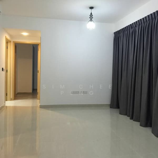 La Fiesta, 58 Sengkang Square, 3 Bedrooms, 840 sqft, Condominium For Rent, by Sim Chee Peng, 20175434 - Living Hall - PropertyGuru.com.sg
