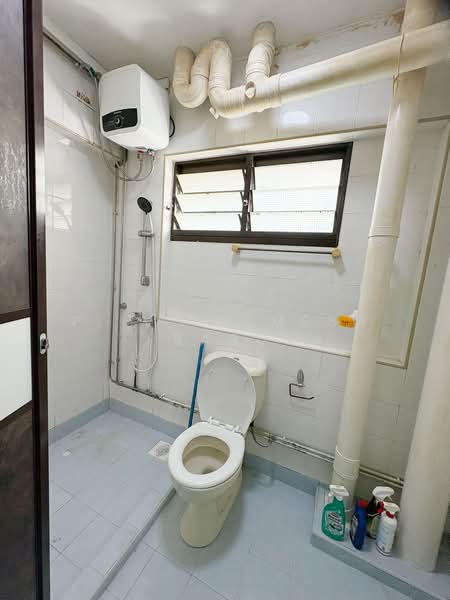 569 Hougang Street 51, 569 Hougang Street 51, 2 Bedrooms, 1,259 sqft, HDB Flat For Rent, by P. V. Ramesh Babu, 20180388 - PropertyGuru.com.sg