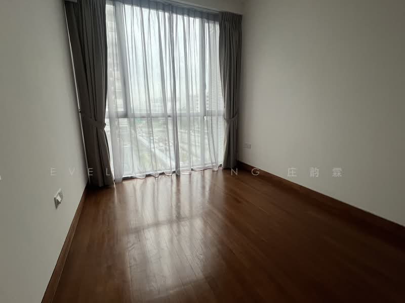 Sennett Residence, 33 Pheng Geck Avenue, 2 Bedrooms, 819 sqft, Condominium For Rent, by Evelyn Ch'ng 庄韵霖, 20182816 - Spacious common room to fit in queen-sized bed - PropertyGuru.com.sg