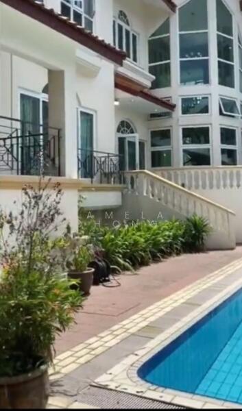 For Sale - GCBA RAFFLES PARK⭐ORIOLE CRES⭐ CASSIA ⭐CHARMING DETACHED⭐POOL, FLAT REGULAR WIDE FRONT☎️PAM 90228600