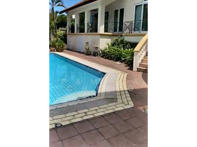 For Sale - GCBA RAFFLES PARK⭐ORIOLE CRES⭐ CASSIA ⭐CHARMING DETACHED⭐POOL, FLAT REGULAR WIDE FRONT☎️PAM 90228600