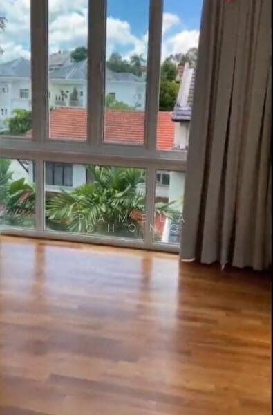 For Sale - GCBA RAFFLES PARK⭐ORIOLE CRES⭐ CASSIA ⭐CHARMING DETACHED⭐POOL, FLAT REGULAR WIDE FRONT☎️PAM 90228600