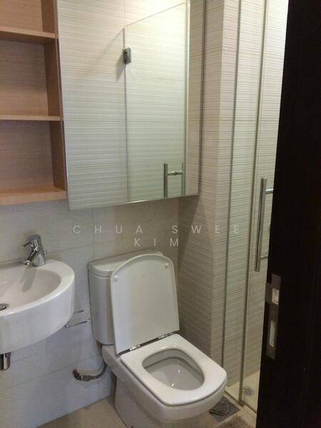 COMMON TOILET