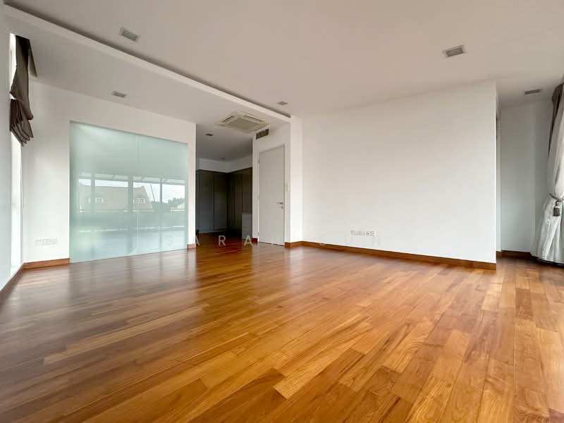 Huddington Ave Serangoon Garden, Huddington Avenue, 5 Bedrooms, 4,200 sqft, Corner Terrace For Rent, by Sarah Sun, 20195628 - PropertyGuru.com.sg