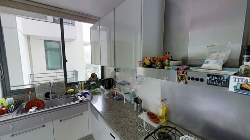 Rivergate, 99 Robertson Quay, 3 Bedrooms, 1,496 sqft, Apartment For Rent, by Ricky Neo Wee Hock, 20196265 - Kitchen with full eqipment - PropertyGuru.com.sg
