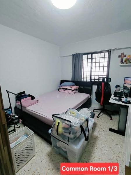 379 Clementi Avenue 5, 379 Clementi Avenue 5, Buona Vista / West Coast / Clementi New Town, 2 Bedrooms, 721 sqft, HDB Flat For Rent, by G. Rajan, 20205305 - Bedroom - PropertyGuru.com.sg