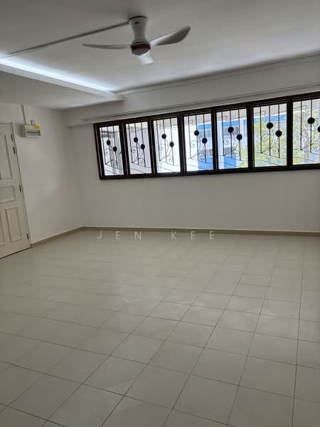718 Bedok Reservoir Road, 718 Bedok Reservoir Road, 3 Bedrooms, 1,119 sqft, HDB Flat For Rent, by Jen Kee, 20206994 - PropertyGuru.com.sg