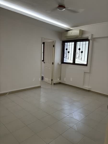 718 Bedok Reservoir Road, 718 Bedok Reservoir Road, 3 Bedrooms, 1,119 sqft, HDB Flat For Rent, by Jen Kee, 20206994 - PropertyGuru.com.sg