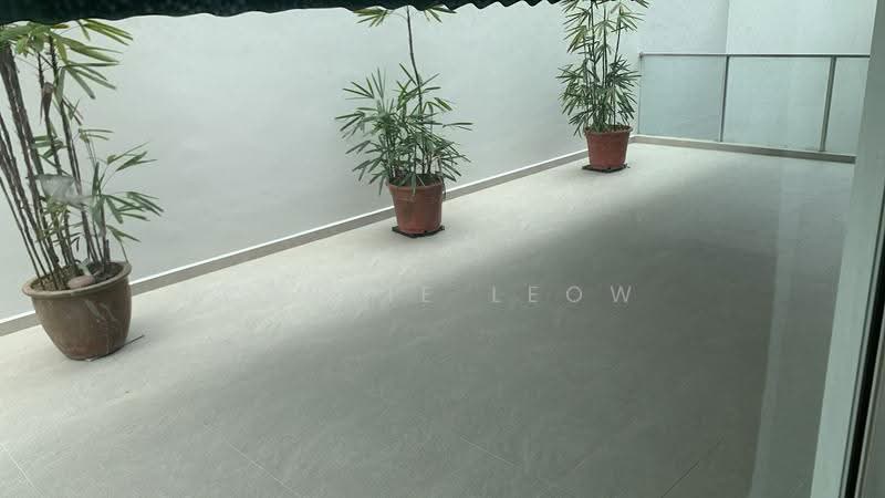 Binjai Crest, 107 Jalan Kampong Chantek, Clementi Park / Upper Bukit Timah, 5 Bedrooms, 4,650 sqft, Terraced House For Sale, by Carrie Leow, 20207495 - Balcony - PropertyGuru.com.sg