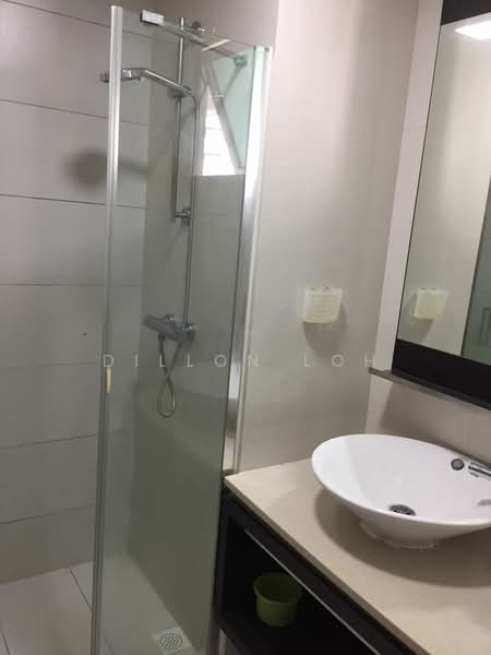 1 Canberra, 7 Canberra Drive, 3 Bedrooms, 1,043 sqft, Executive Condominium For Rent, by Dillon Loh, 20209852 - Common bathroom - PropertyGuru.com.sg