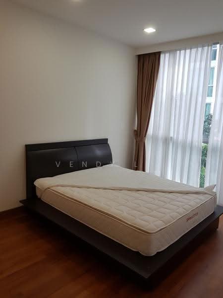 Sennett Residence, 33 Pheng Geck Avenue, Macpherson / Potong Pasir, 2 Bedrooms, 743 sqft, Condominium For Rent, by Vendy Lie, 20216063 - Masterbedroom: spacious, bright and facing greenery - PropertyGuru.com.sg
