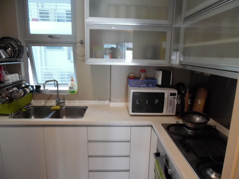 Meyer Residence, 3 Meyer Place, 3 Bedrooms, 1,152 sqft, Apartment For Rent, by Alwee Tay Lip Wee, 20227480 - PropertyGuru.com.sg