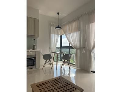 For Rent - Thomson Three