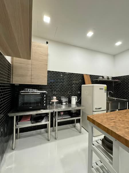 Kensington Square, 2 Jalan Lokam, 269 sqft, Mall Shop For Rent, by Caden Chong 鍾瑋熜, 20251153 - CommercialGuru.com.sg