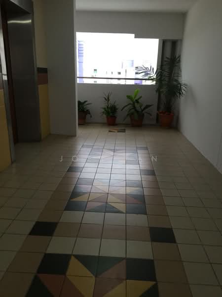 For Rent - 650 Senja Link