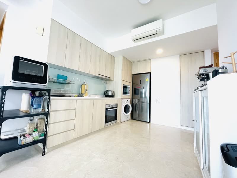 Thomson Three, 45 Bright Hill Drive, 2 Bedrooms, 711 sqft, Condominium For Rent, by Jess Chan, 20267571 - PropertyGuru.com.sg