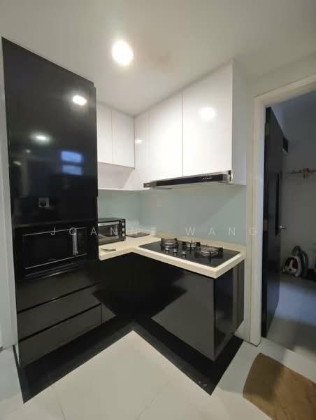 Summerdale, 6 Boon Lay Drive, 3 Bedrooms, 1,216 sqft, Condominium For Rent, by Joanne Wang, 20272879 - PropertyGuru.com.sg
