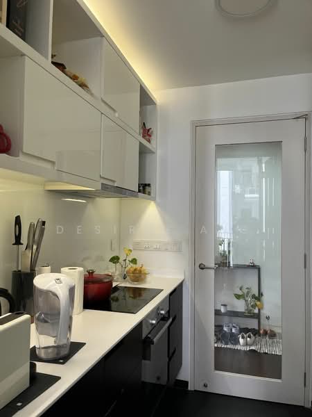 Village @ Pasir Panjang, 463 Pasir Panjang Road, 3 Bedrooms, 1,098 sqft, Condominium For Rent, by Desiree Ang, 20278053 - PropertyGuru.com.sg