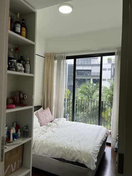 Village @ Pasir Panjang, 463 Pasir Panjang Road, 3 Bedrooms, 1,098 sqft, Condominium For Rent, by Desiree Ang, 20278053 - PropertyGuru.com.sg