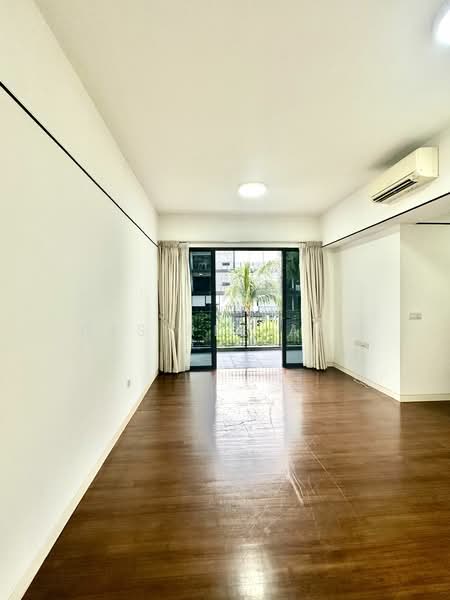 Village @ Pasir Panjang, 463 Pasir Panjang Road, 3 Bedrooms, 1,098 sqft, Condominium For Rent, by Desiree Ang, 20278053 - PropertyGuru.com.sg