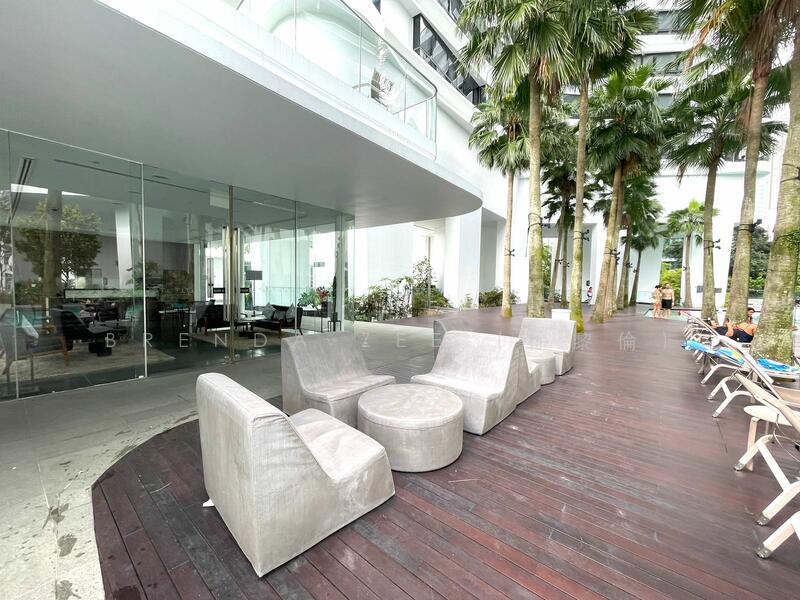Trilight Condominium For Sale at S$ 14,800,000 | PropertyGuru Singapore - 4-bedroom Penthouse @ Trilight, S'pore